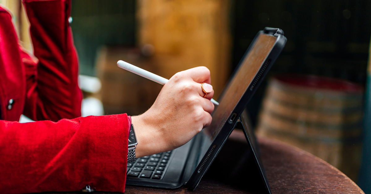Digital Signatures, E-Signatures, + the Evolving Risk Landscape in Banking Post Image