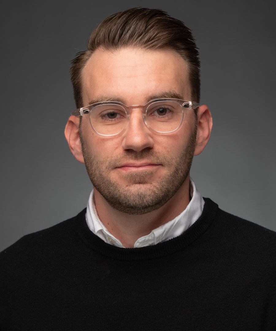 Alex Bonds Leader Image